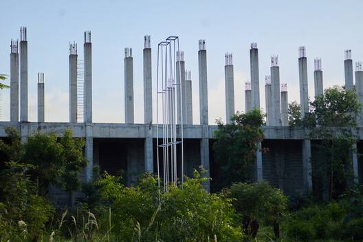 Limbo Museum Opens Its Debut Exhibition Within an Unfinished Brutalist Building in Ghana, West Africa - Image 18 of 25