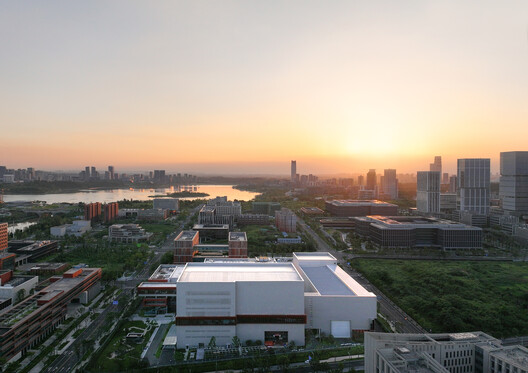 成都天府兴隆湖实验室二期 / 中锐华东荣朝晖工作室+心象建筑 - 建筑图, 城市