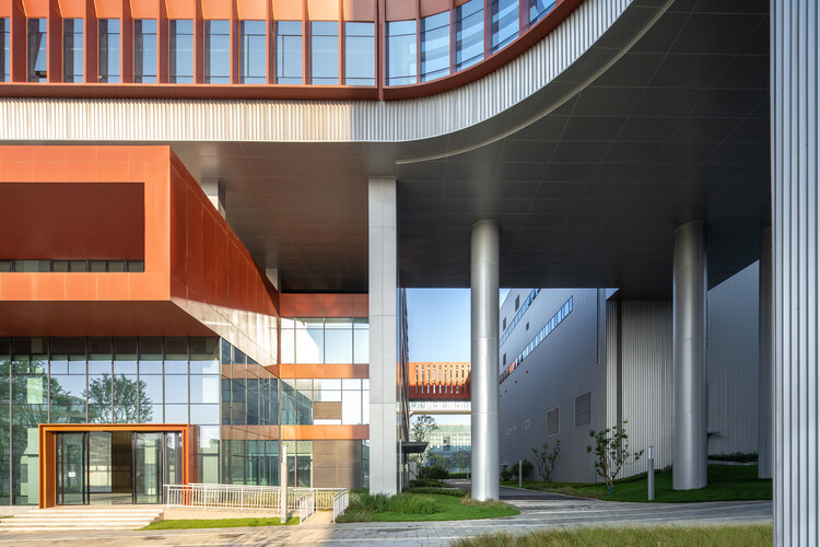 成都天府兴隆湖实验室二期 / 中锐华东荣朝晖工作室+心象建筑 - 5 的图像 27