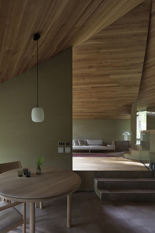 Casa Kokeniwa / Cell Space Architects - Fotografia de Interiores, Madeira, Cadeira