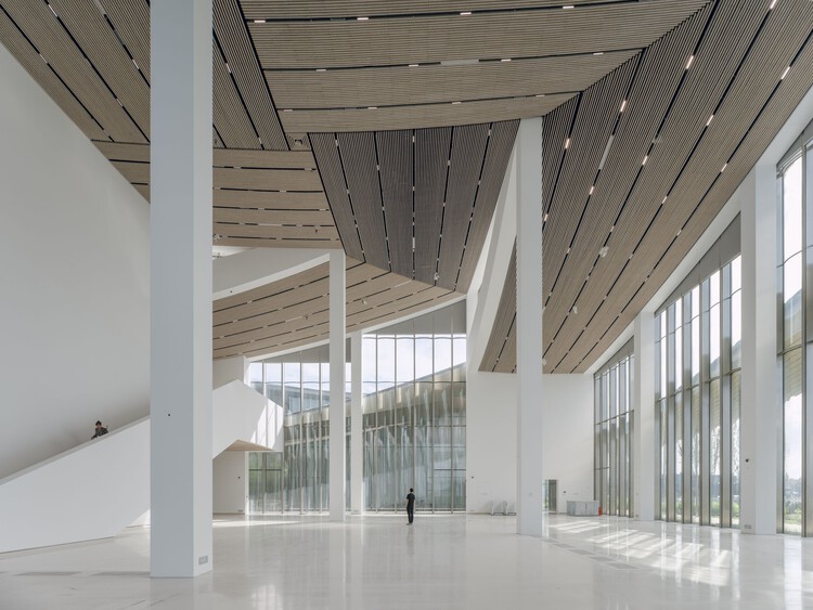 Museo de Arte Contemporáneo de Suzhou/BIG - fotografía de interiores, vidrio, columnas