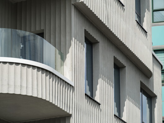 STACK / Johanjun Architects - 室内图, 楼梯, 阳台