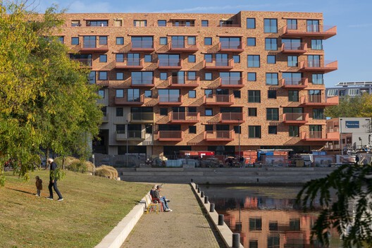 Palazzo Residential Building Paleiskwartier / Benthem Crouwel Architects