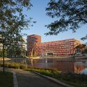 Edificio residencial Palazzo Paleiskwartier / Benthem Crouwel Architects - Fotografía exterior, borde costero