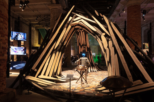 The Intelligens Biennale Gathers the Data, But Fails to Synthesize It  - Image 18 of 18