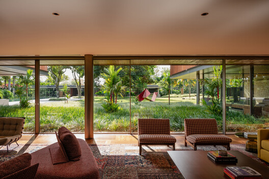 Architecture in Motion: Framing Spaces That Live and Breathe - Image 2 of 17