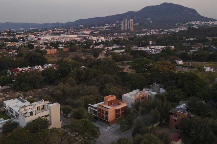 Edificio Sabines 242 / Estudio Grado - Fotografía de exteriores