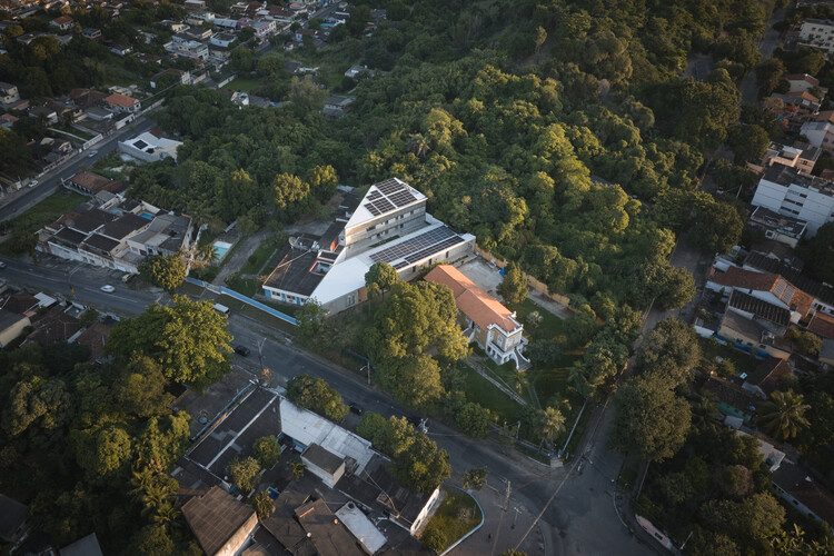 Como Sede Cívica / Atelier 77 - Imagen 2 de 31