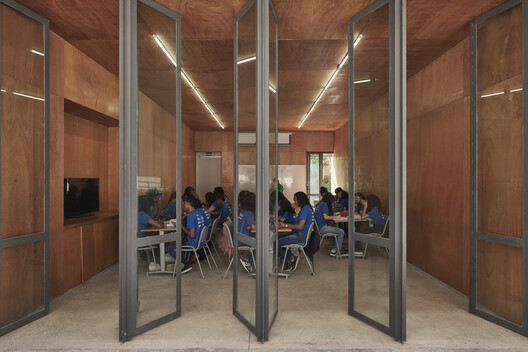 Sede Ser Cidadão / Atelier 77 Sede Ser Cidadão / Atelier 77 - Fotografía interior, Madera