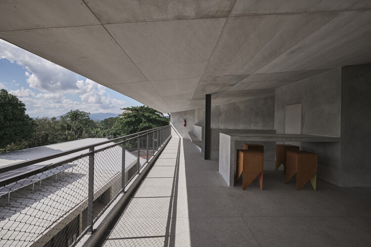 Como Sede Cívica / Atelier 77 – Imagen 8 de 31