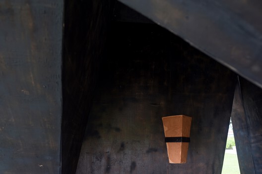 Temple of Darkness Bakhoor Bakhoor Pavilion / Bunga Design Atelier Temple of Darkness Bakhoor Bakhoor Pavilion / Bunga Design Atelier - Image 17 of 28