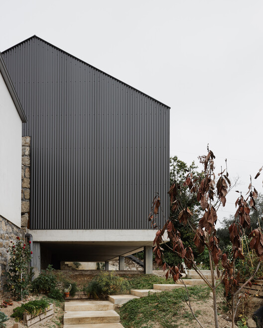 Casa em Besteiros / Rasura Arquitetos - Fotografia de Exterior