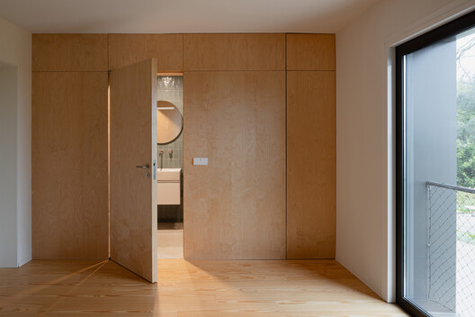 Casa em Besteiros / Rasura Arquitetos - Fotografia de Interiores, Madeira, Porta