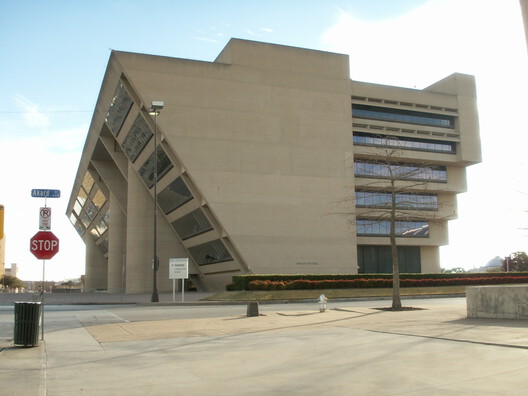 Dallas Evaluates Repair and Demolition Options for I.M. Pei’s Modernist City Hall - Image 2 of 5