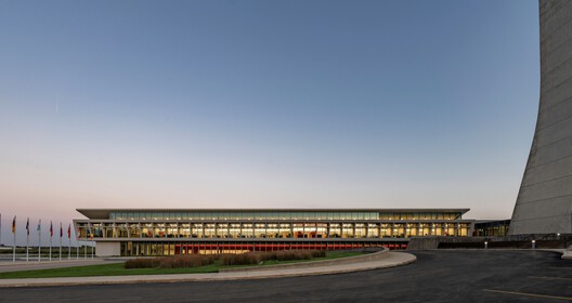 Helen Edwards Engineering Research Center / Perkins&Will - Exterior Photography