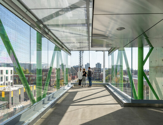 Damen Green Line Station / Perkins&Will Damen Green Line Station / Perkins&Will - Interior Photography, Glass