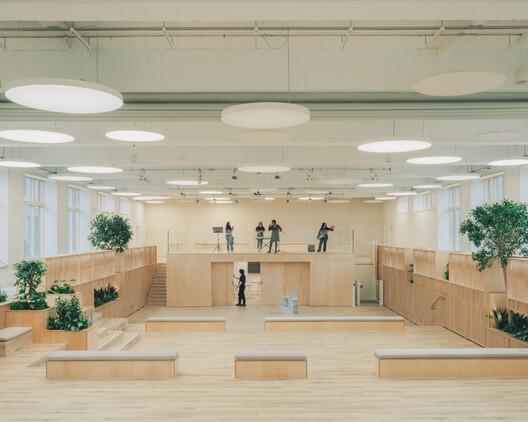 Teaching and Learning Space for Waltham Forest College / Studio DERA