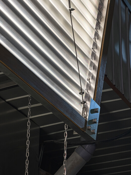 PLEATSMAMA Store / COV Studio PLEATSMAMA Store / COV Studio - Image 7 of 29