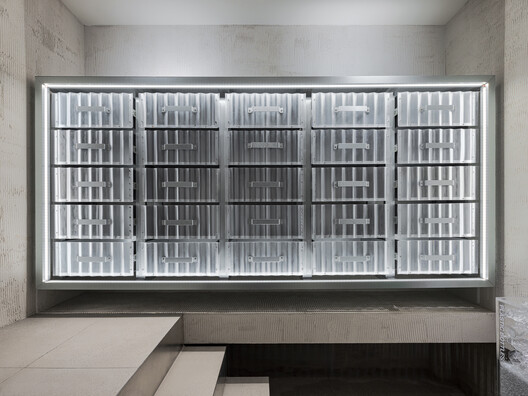 PLEATSMAMA Store / COV Studio PLEATSMAMA Store / COV Studio - Image 4 of 29