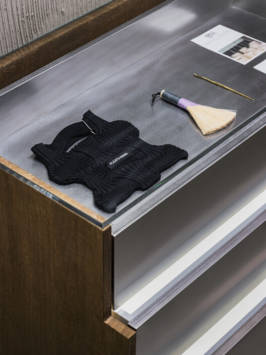 PLEATSMAMA Store / COV Studio PLEATSMAMA Store / COV Studio - Image 26 of 29