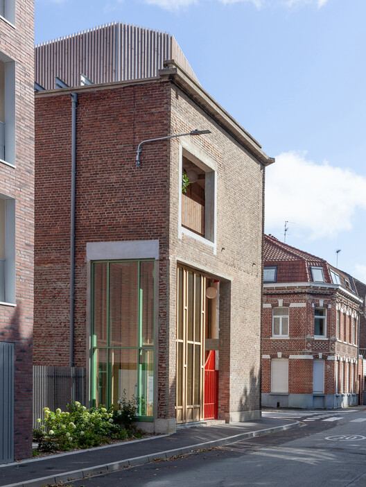 Conservatorio Loos / Beal Blanckaert Architectes - fotografía exterior, fachadas, ladrillos, puertas, hormigón