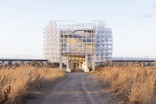 张北海市 / BUZZ 建筑事务所 - 建筑图