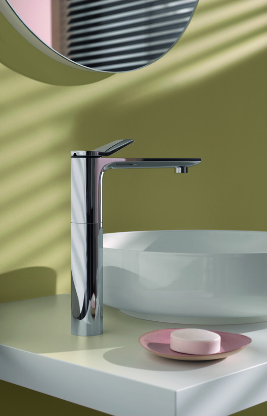 Where Every Centimeter Counts: How Tiny Bathrooms Inform Spatial Design  - Image 4 of 14