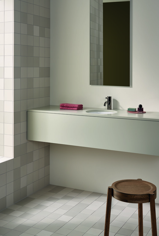 Where Every Centimeter Counts: How Tiny Bathrooms Inform Spatial Design  - Image 13 of 14