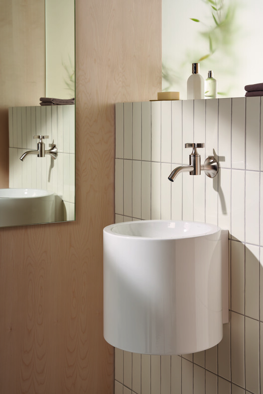 Where Every Centimeter Counts: How Tiny Bathrooms Inform Spatial Design  - Image 9 of 14