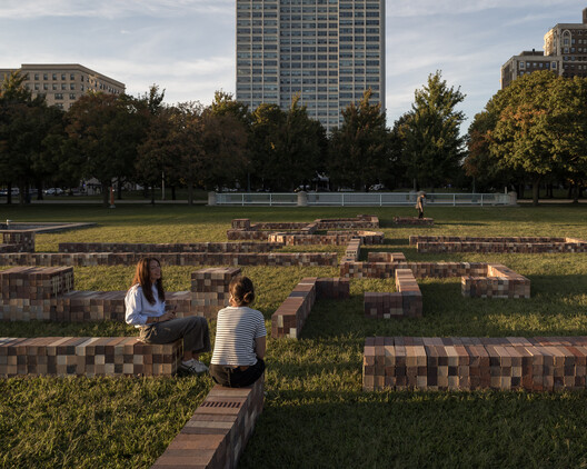 TRACES Installation - SHIFT: Chicago Architecture Biennial / Balsa Crosetto Piazzi - Exterior Photography, Cityscape