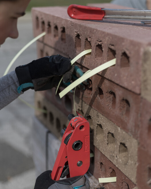 TRACES Installation - SHIFT: Chicago Architecture Biennial / Balsa Crosetto Piazzi - Image 23 of 35