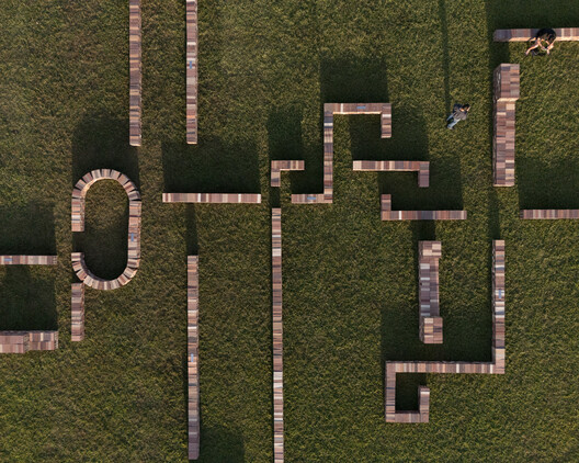 TRACES Installation - SHIFT: Chicago Architecture Biennial / Balsa Crosetto Piazzi - Image 5 of 35