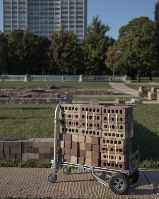 TRACES Installation - SHIFT: Chicago Architecture Biennial / Balsa Crosetto Piazzi - Exterior Photography