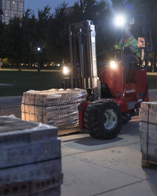 TRACES Installation - SHIFT: Chicago Architecture Biennial / Balsa Crosetto Piazzi - Interior Photography
