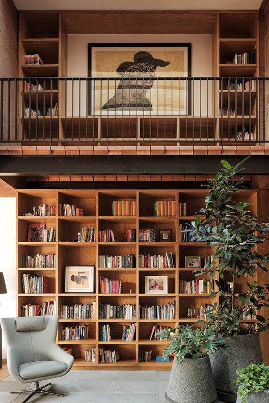 casa del escritor/em-studio - fotografía de interiores, armarios, estanterías, madera, iluminación