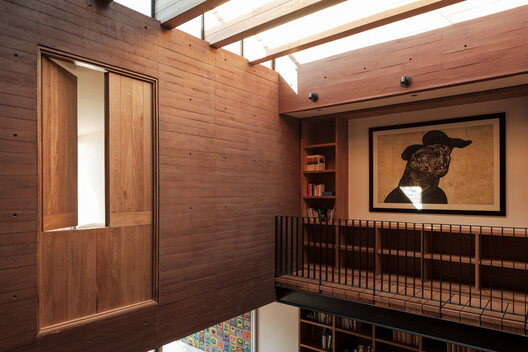 Casa de una Escritora / em-estudio - Fotografía interior, Madera