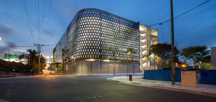 迈阿密建筑城市指南:塑造大西洋海岸热带密集风貌的22个项目 - 12 的图像 41