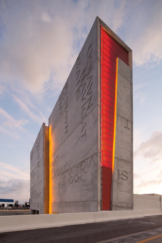 Miami Architecture City Guide: 22 Projects Shaping Tropical Density on the Atlantic Coast - Image 9 of 41