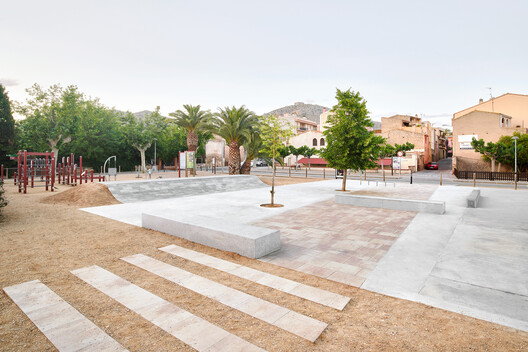 Rethinking Public Space Through a Skateboarder’s Eyes - Image 10 of 26