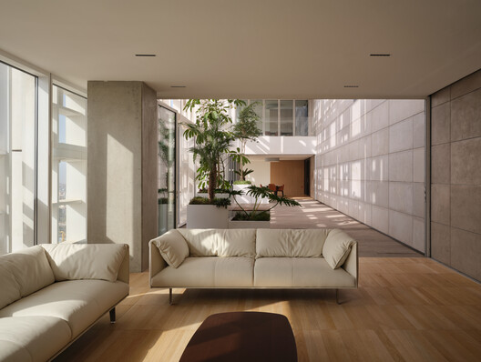 BCP Tower / Groupe3 Architectes + Atelier Rachid Andaloussi BCP Tower / Groupe3 Architectes + Atelier Rachid Andaloussi - Interior Photography, Living Room