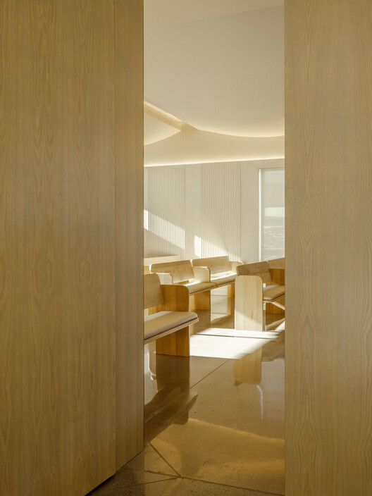 La Seigneurie Funeral Home / ultralocal architectes La Seigneurie Funeral Home / ultralocal architectes - Image 9 of 42