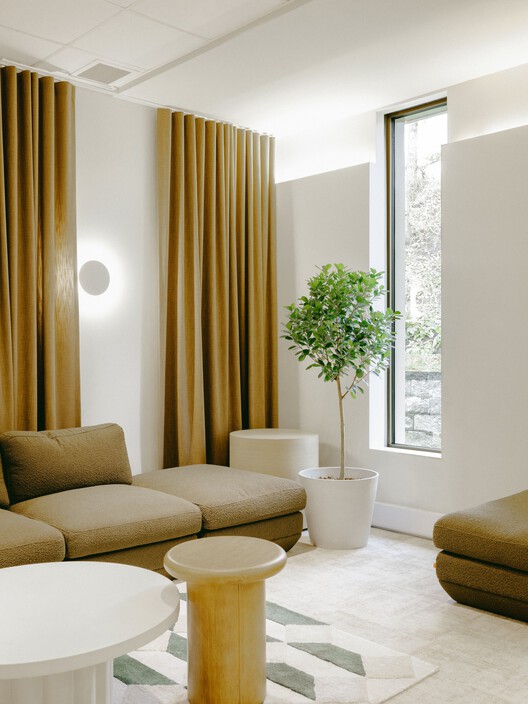 La Seigneurie Funeral Home / ultralocal architectes La Seigneurie Funeral Home / ultralocal architectes - Interior Photography, Living Room, Wood, Sofa, Lighting