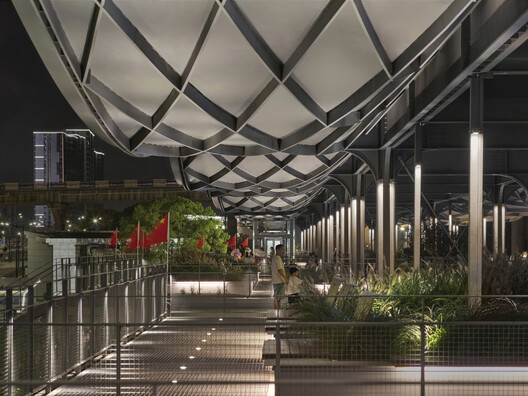 渔家灯火：由堤而生的江畔风景场 / 同济·原作设计工作室 - 室内图, 玻璃, 钢