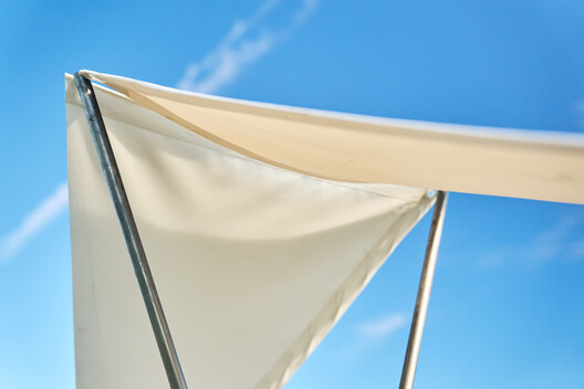 Pabellón 100 Metros Lineales / Pablo Paradinas Sastre + Eletres Studio - Fotografía interior