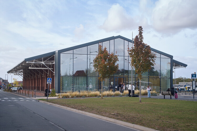 Coldefy Completes the First Timber-Framed School in Northern France - More Images