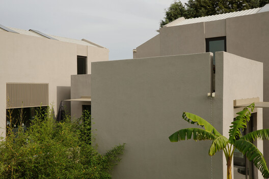 KLEE Sapanca House / the | work - Exterior Photography, Balcony, Courtyard