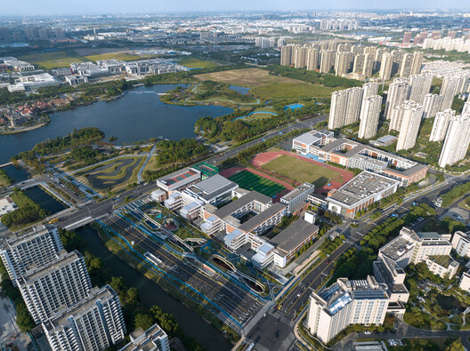 昆山实验小学改扩建及其西侧城市基础设施多系统复合项目 / 阿科米星建筑设计事务所 - 建筑图, 鸟瞰图, 城市