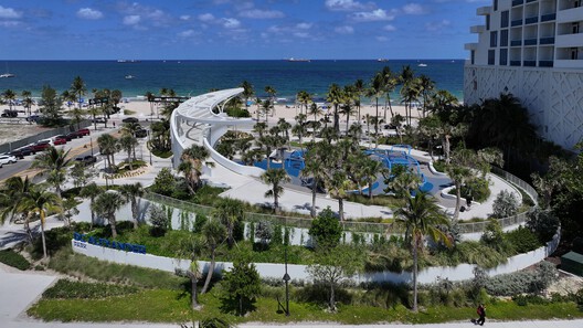 Parque DC Alexander/ Brooks + Scarpa Architects - Imagem 6 de 33