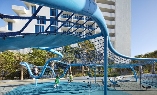 Parque DC Alexander/ Brooks + Scarpa Architects - Imagem 18 de 33