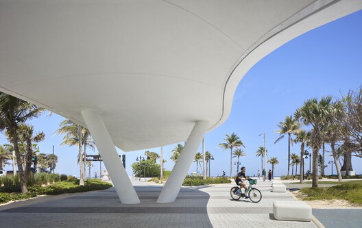Parque DC Alexander/ Brooks + Scarpa Architects - Imagem 16 de 33